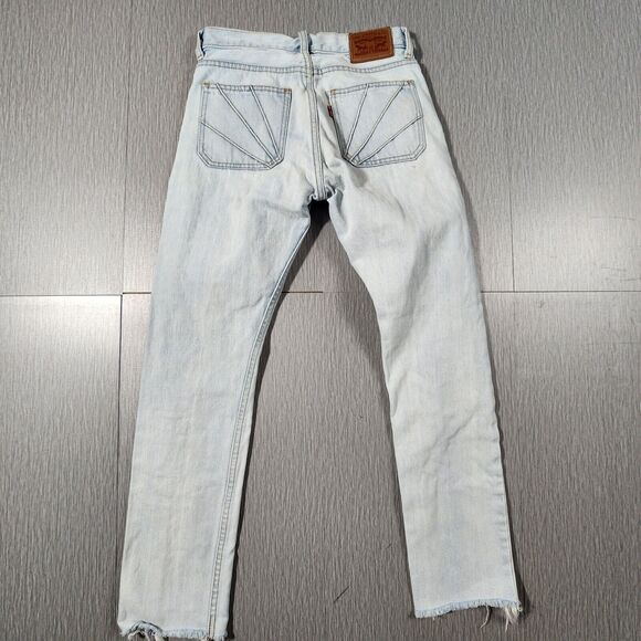 Levi's Orange Tab Slim Leg Light Wash Jeans Frayed Hem Womens Size 24 - Picture 7 of 13